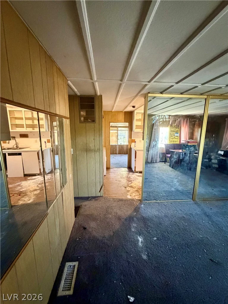 2815 Everglade, Las Vegas, NV 89142