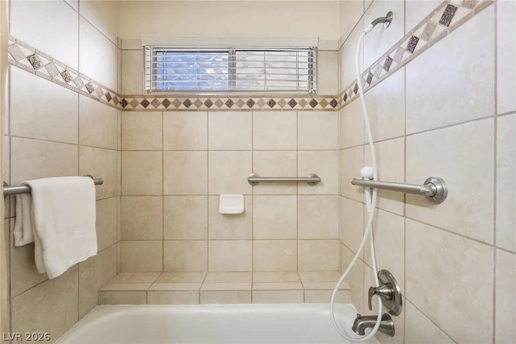 6361 Canyon Dawn, Las Vegas, NV 89108