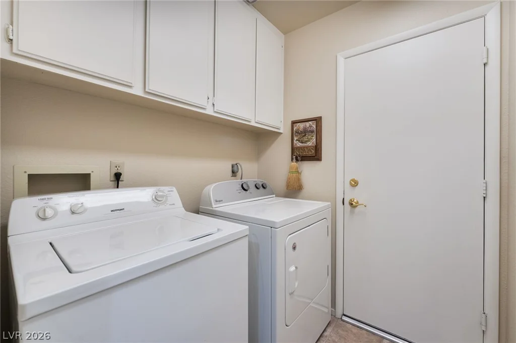 6361 Canyon Dawn, Las Vegas, NV 89108