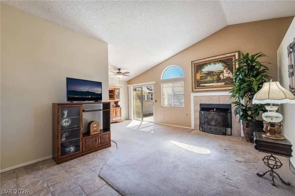 6361 Canyon Dawn, Las Vegas, NV 89108