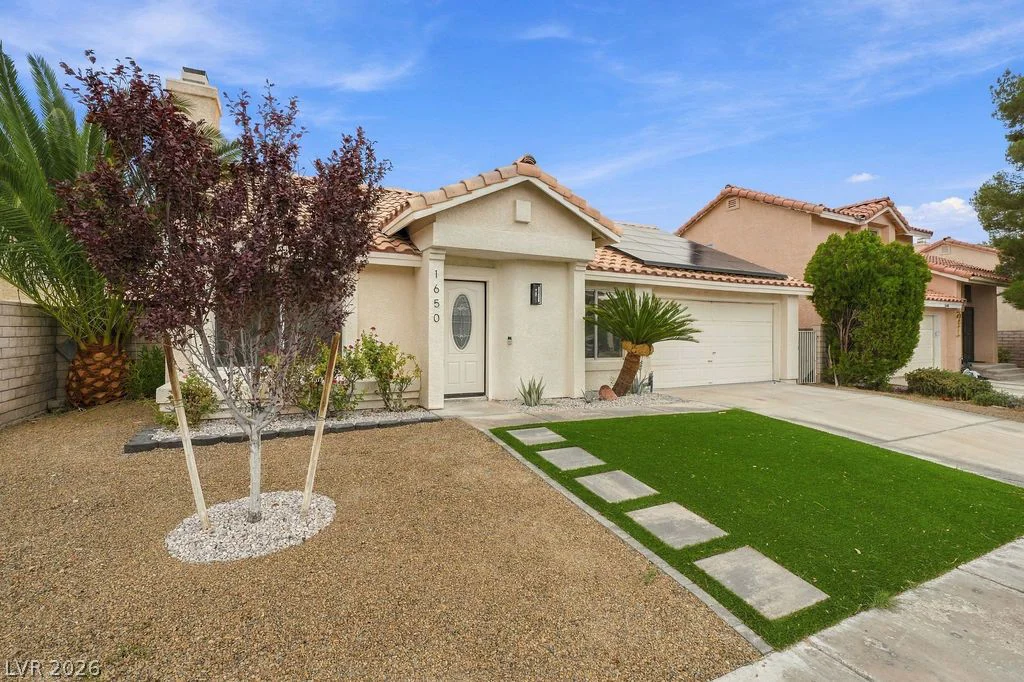 1650 Walingwood, North Las Vegas, NV 89031