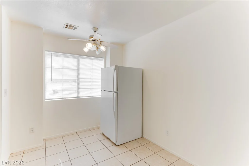4672 Krissylouise, Las Vegas, NV 89121