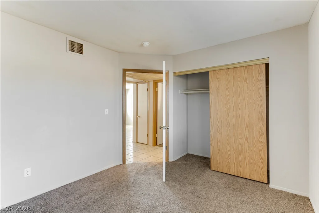 4672 Krissylouise, Las Vegas, NV 89121