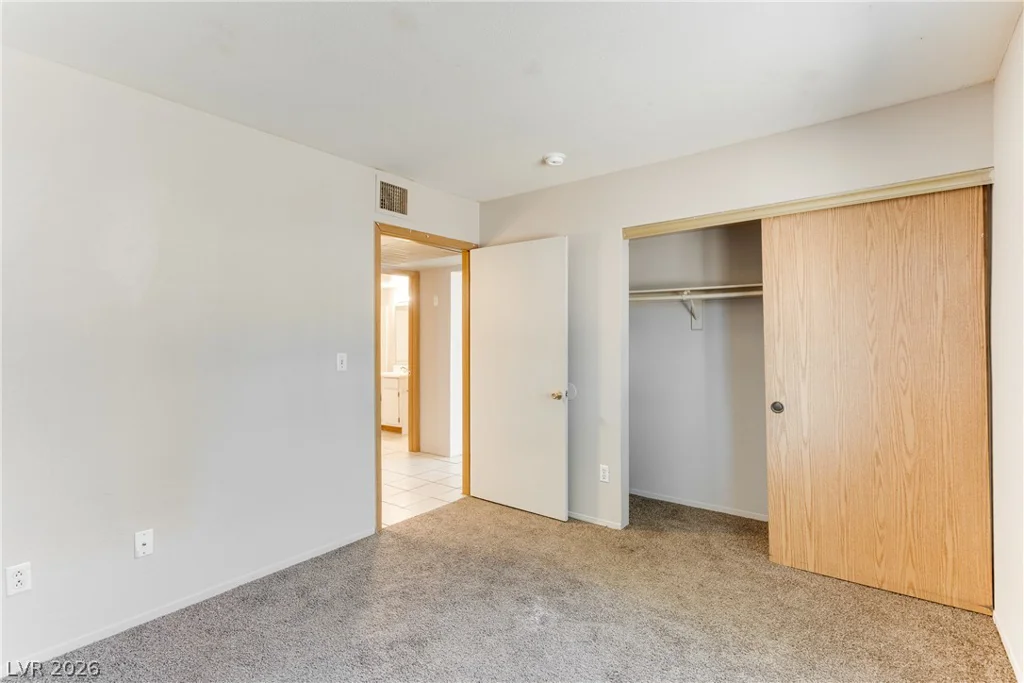 4672 Krissylouise, Las Vegas, NV 89121