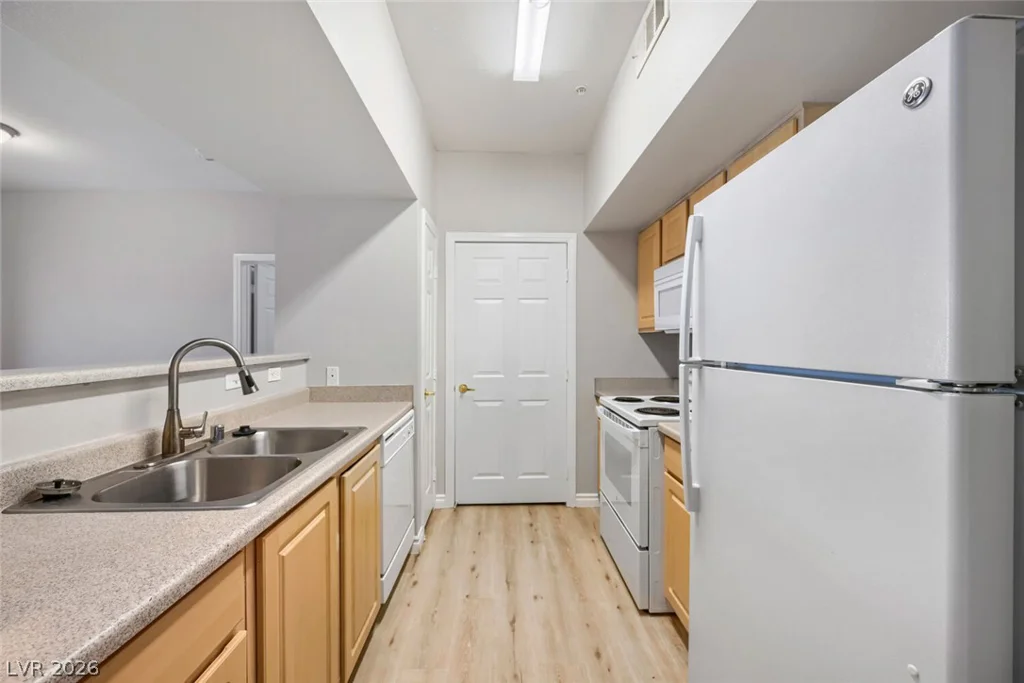 6955 Durango, Las Vegas, NV 89149