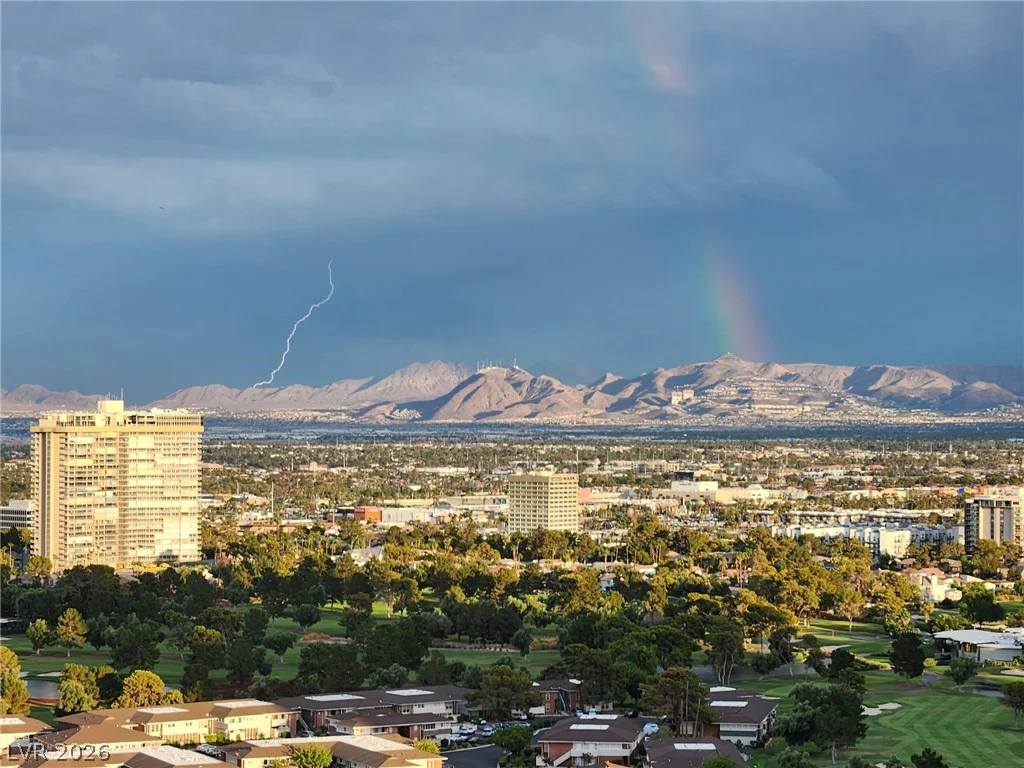 322 Karen, Las Vegas, NV 89109
