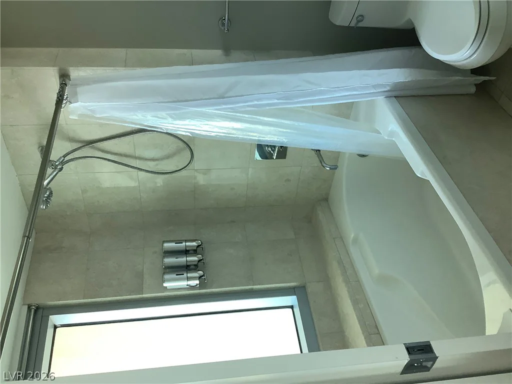 322 Karen, Las Vegas, NV 89109