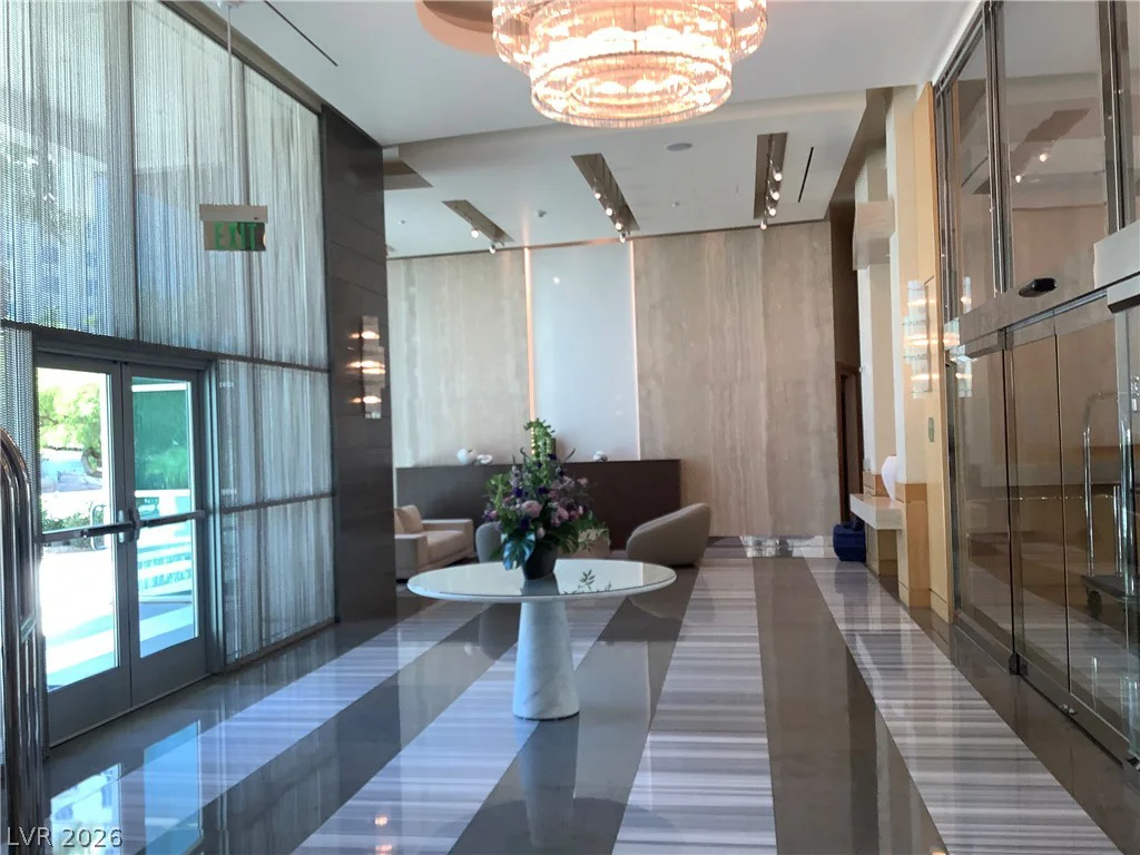 322 Karen, Las Vegas, NV 89109