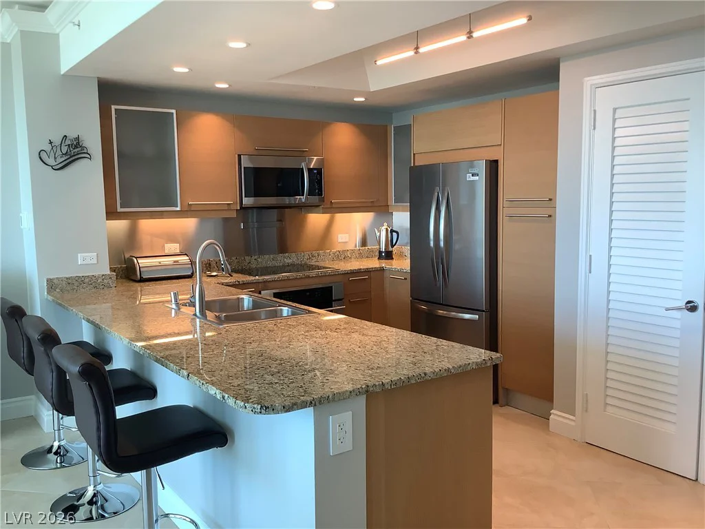 322 Karen, Las Vegas, NV 89109
