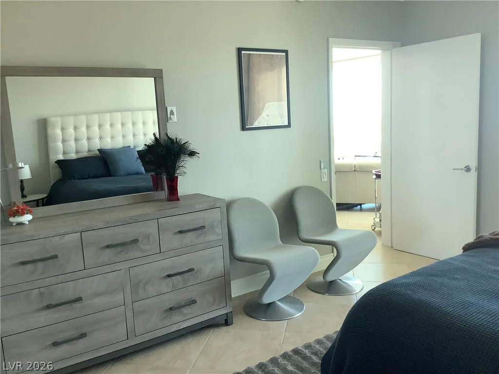322 Karen, Las Vegas, NV 89109