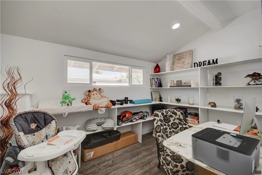 1305 16th, Las Vegas, NV 89104