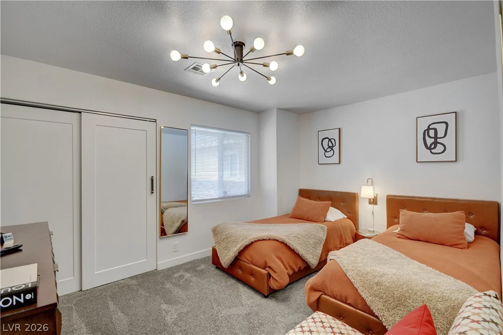 1305 16th, Las Vegas, NV 89104