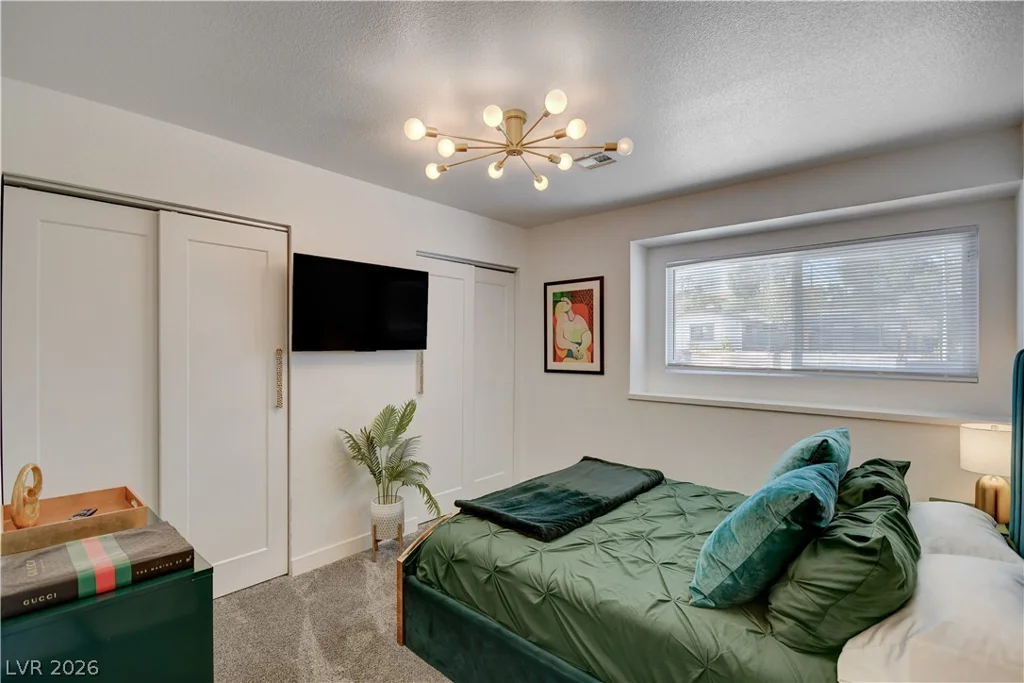 1305 16th, Las Vegas, NV 89104