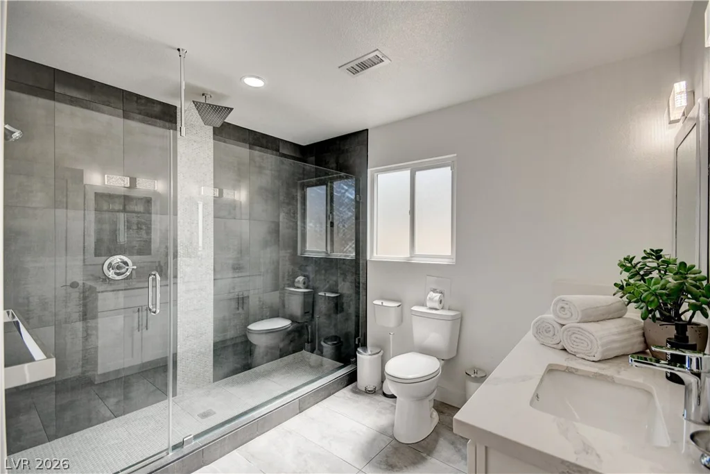 1305 16th, Las Vegas, NV 89104