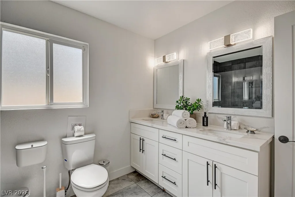 1305 16th, Las Vegas, NV 89104