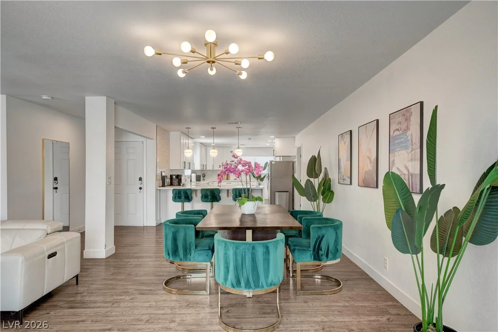1305 16th, Las Vegas, NV 89104