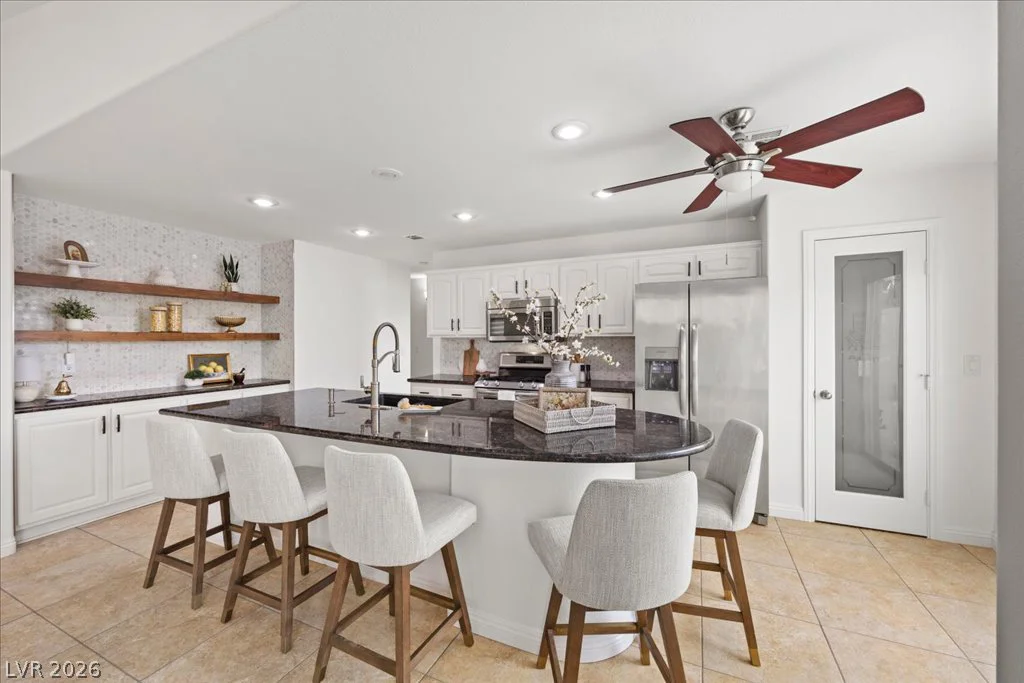 1524 Cross Country, Las Vegas, NV 89144