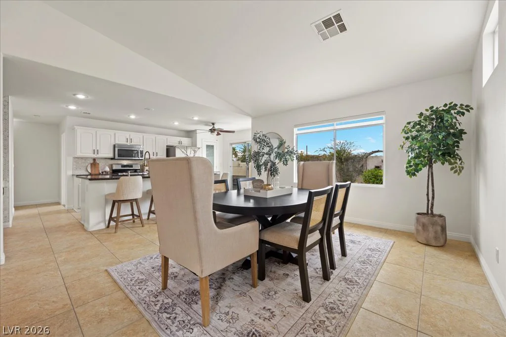 1524 Cross Country, Las Vegas, NV 89144