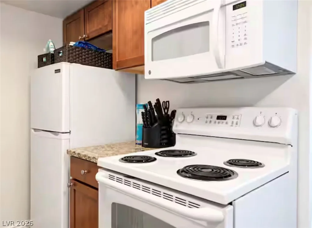 4200 Valley View, Las Vegas, NV 89103