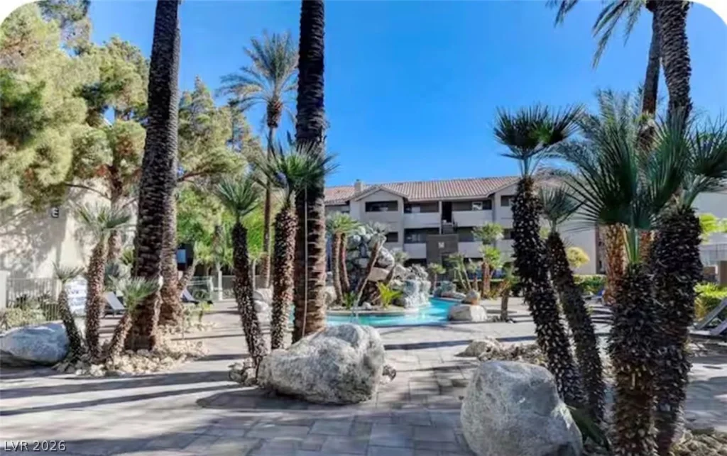 4200 Valley View, Las Vegas, NV 89103