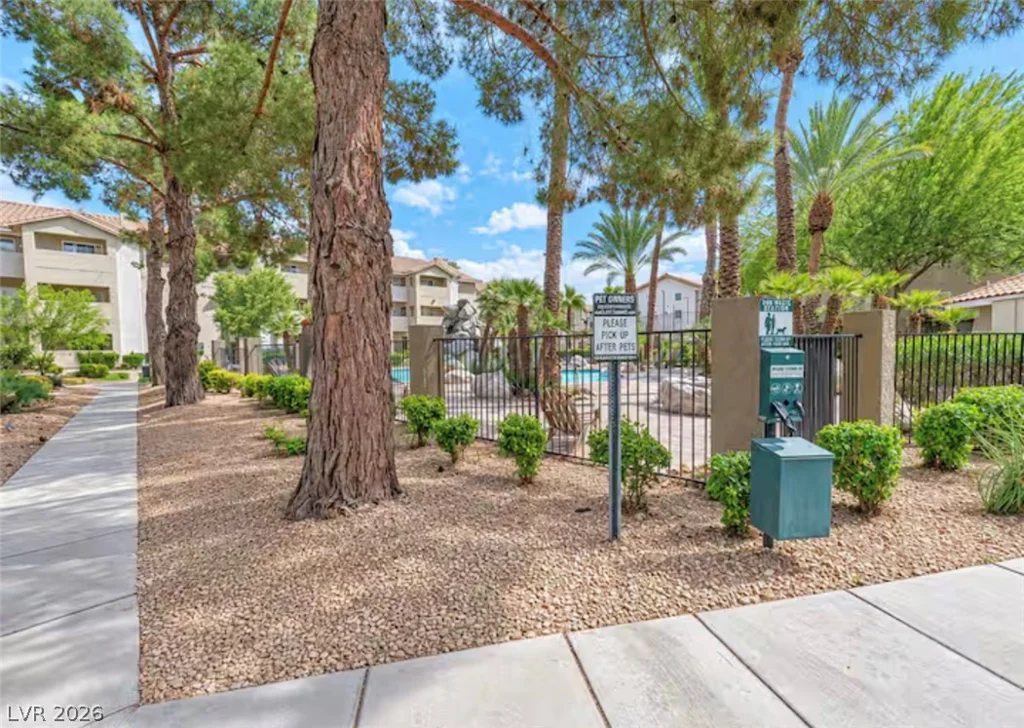 4200 Valley View, Las Vegas, NV 89103