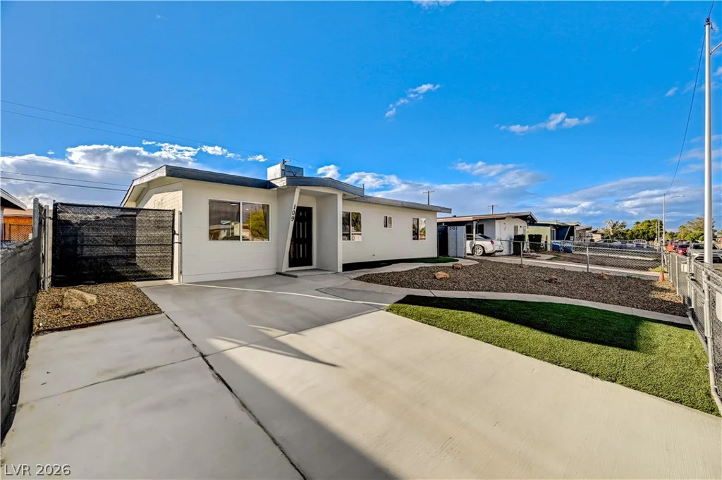 109 Princeton, Las Vegas, NV 89107