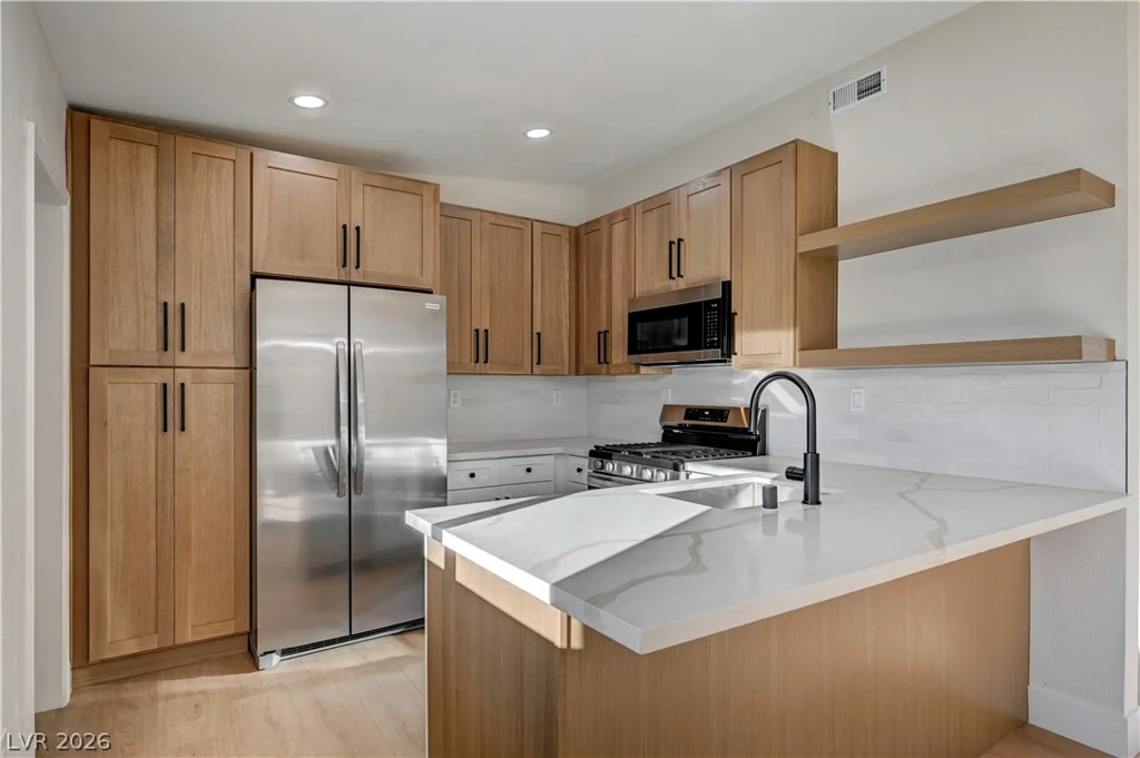 109 Princeton, Las Vegas, NV 89107