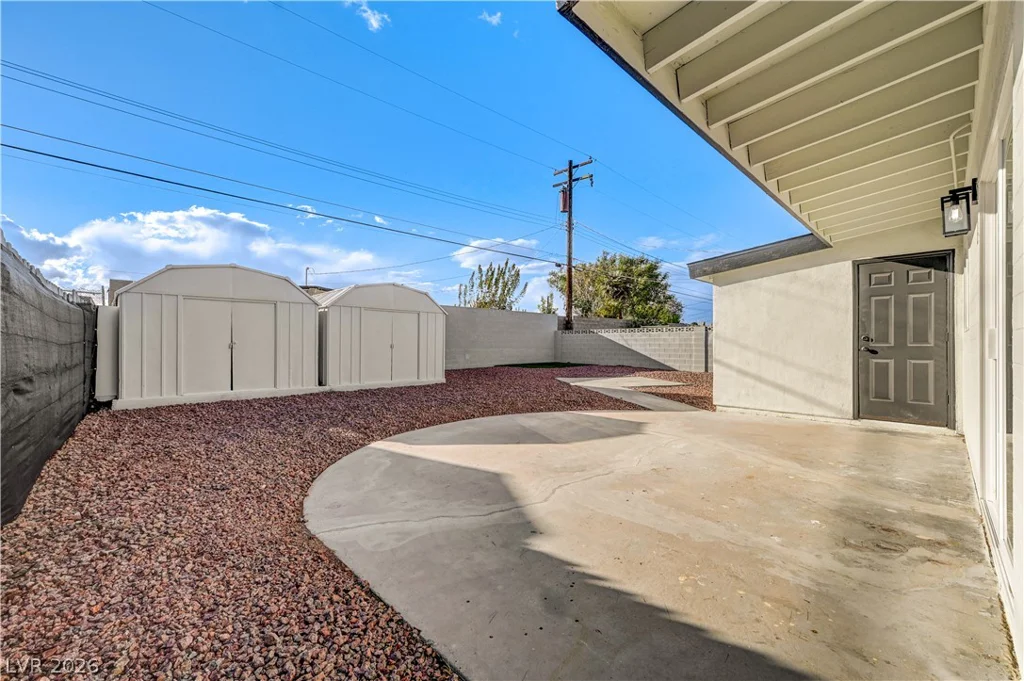 109 Princeton, Las Vegas, NV 89107