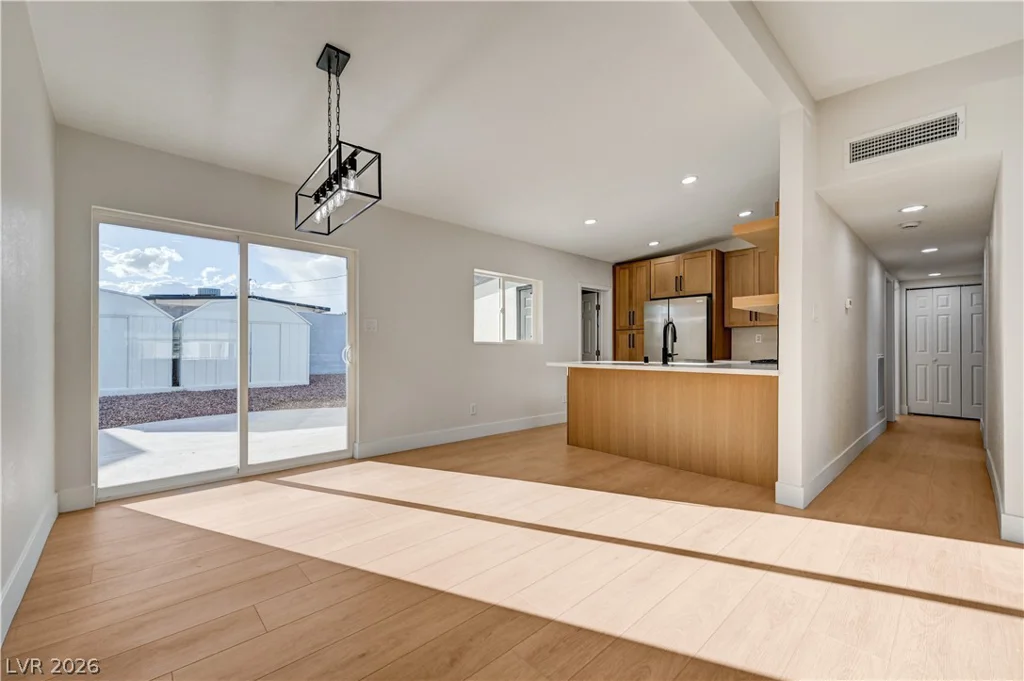109 Princeton, Las Vegas, NV 89107
