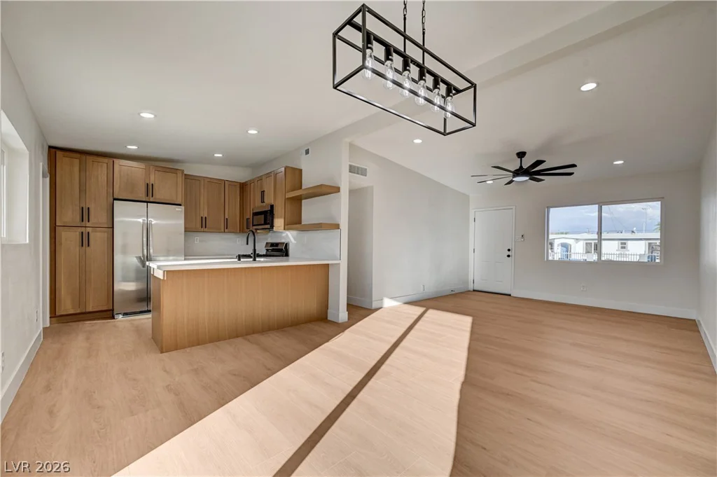109 Princeton, Las Vegas, NV 89107