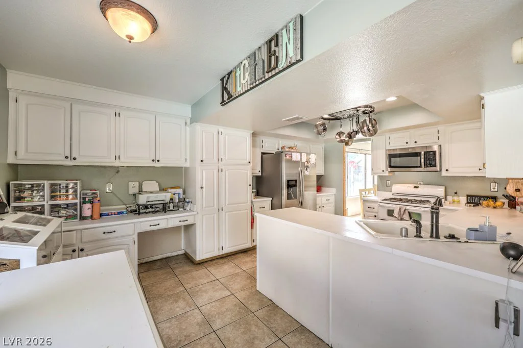 3930 Kamden, Las Vegas, NV 89119