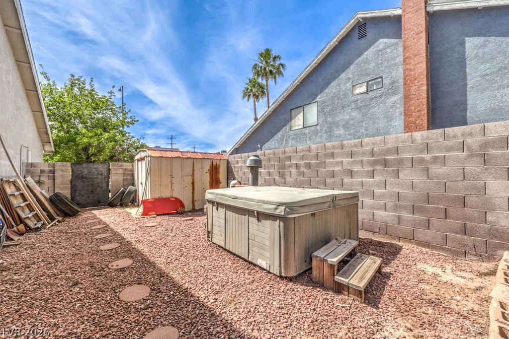 3930 Kamden, Las Vegas, NV 89119