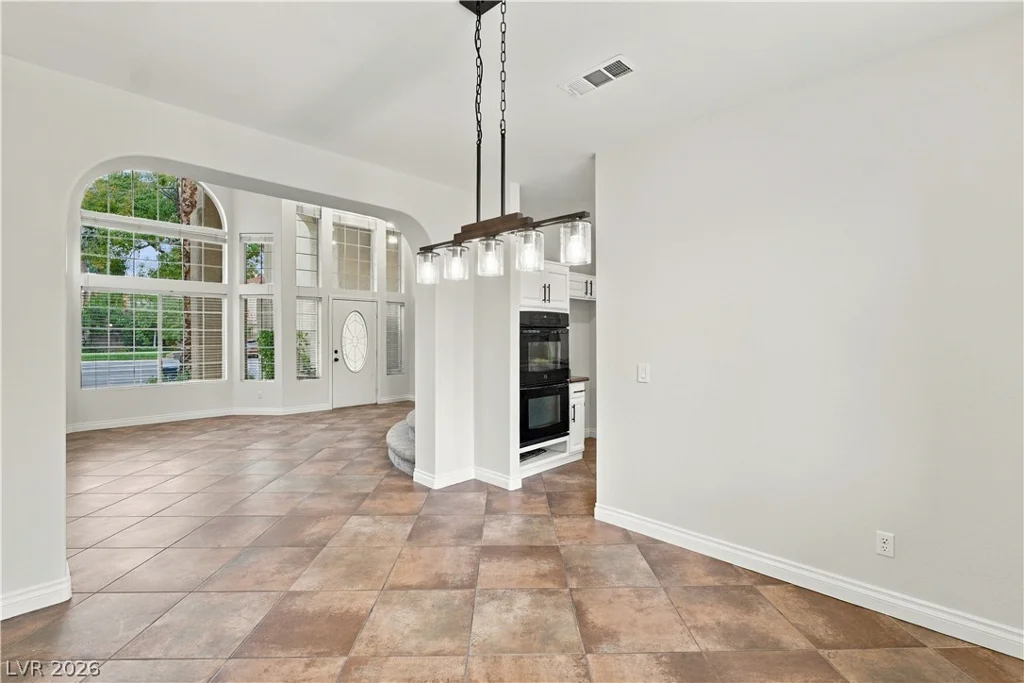 2108 Crooked Pine, Las Vegas, NV 89134