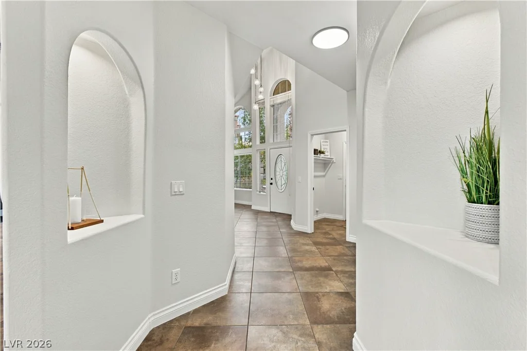 2108 Crooked Pine, Las Vegas, NV 89134