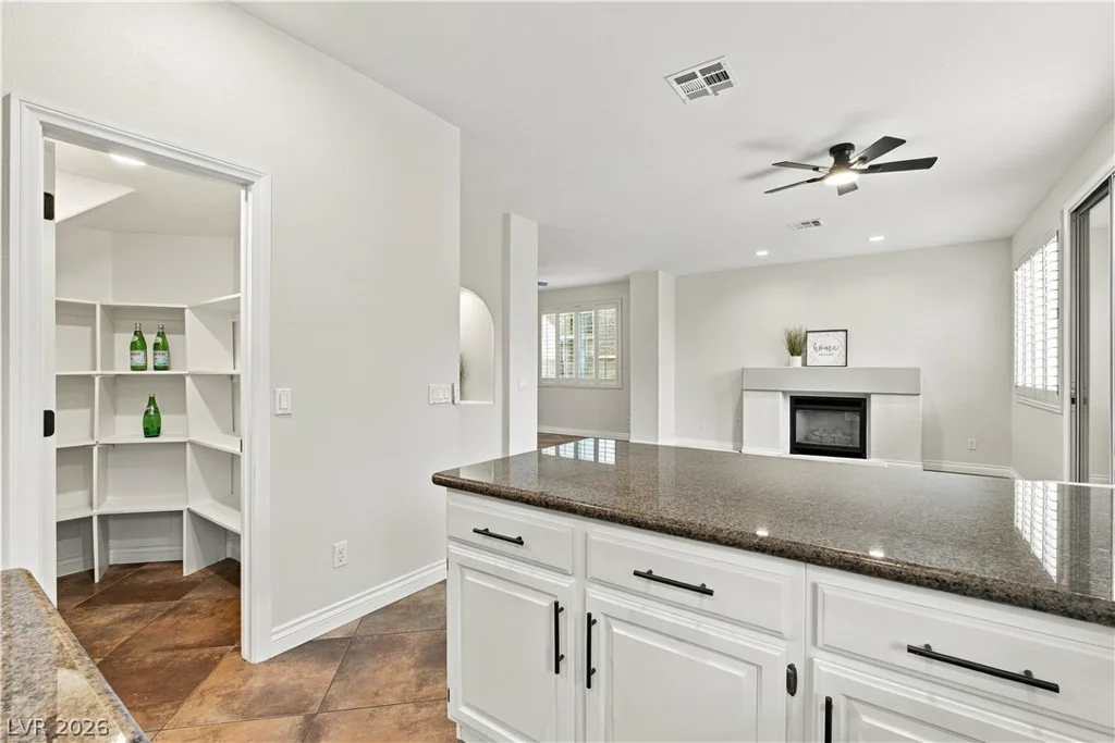 2108 Crooked Pine, Las Vegas, NV 89134