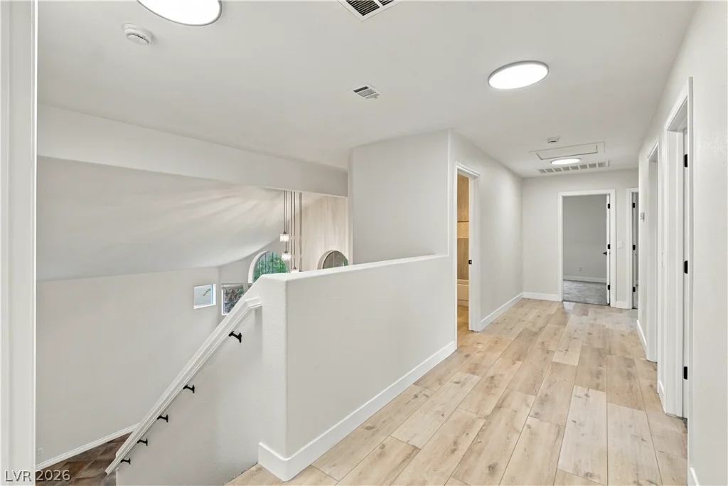 2108 Crooked Pine, Las Vegas, NV 89134