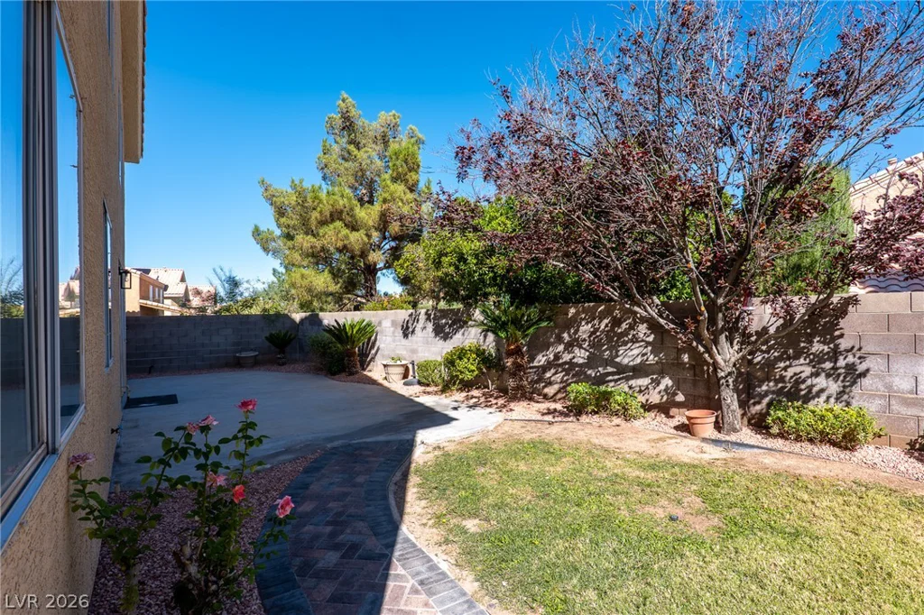 2108 Crooked Pine, Las Vegas, NV 89134
