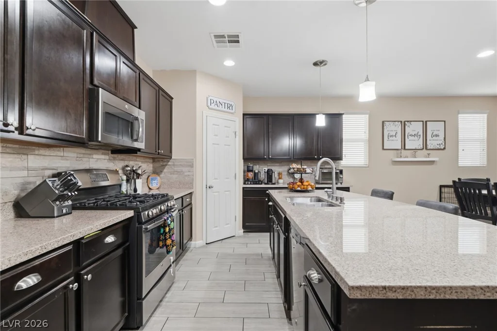 308 Petrus, North Las Vegas, NV 89031