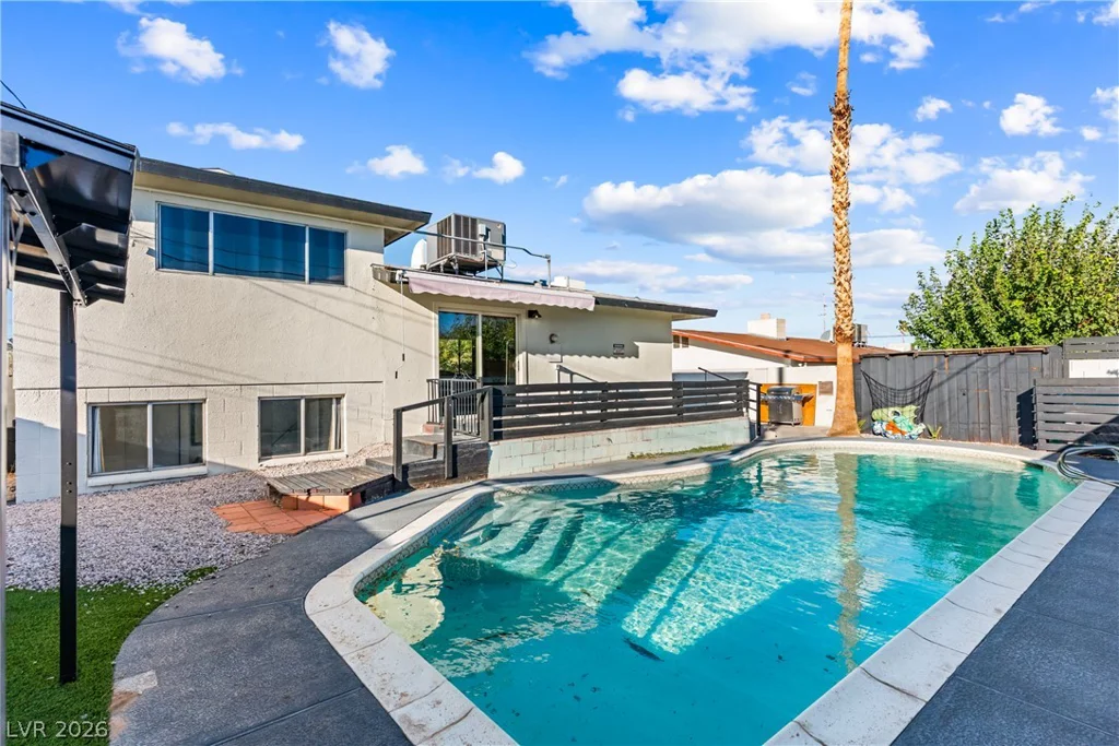 5077 Stampa, Las Vegas, NV 89146