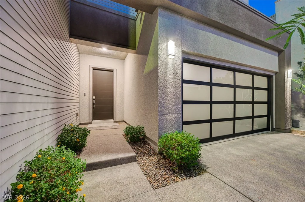 686 Glowing Horizon, Henderson, NV 89052