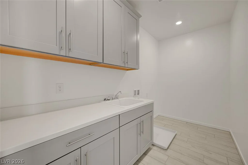 686 Glowing Horizon, Henderson, NV 89052