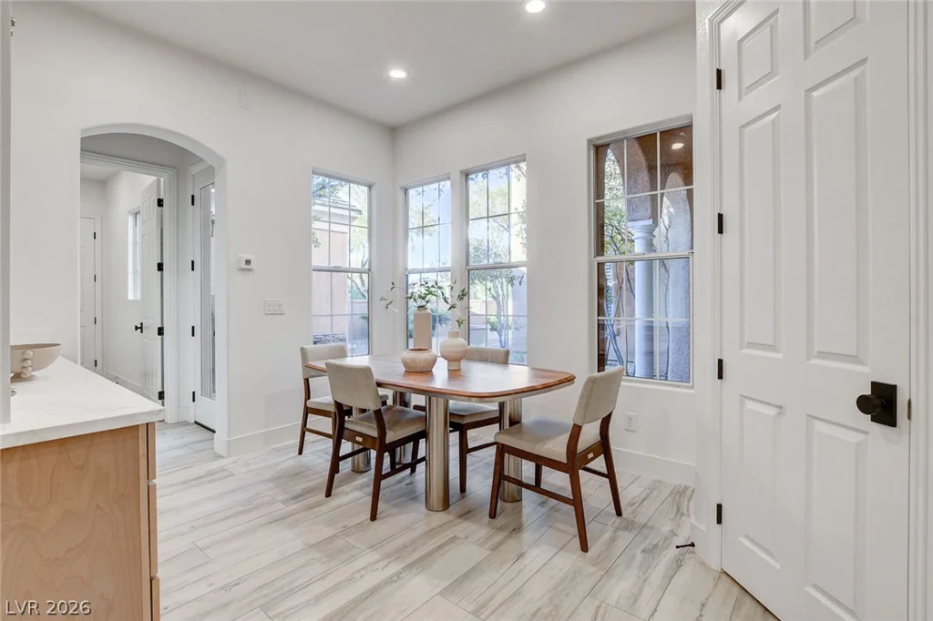 10721 BERINGER, Las Vegas, NV 89144