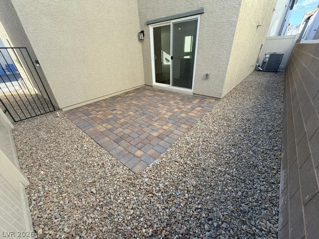 6960 Diamond Blue, North Las Vegas, NV 89086