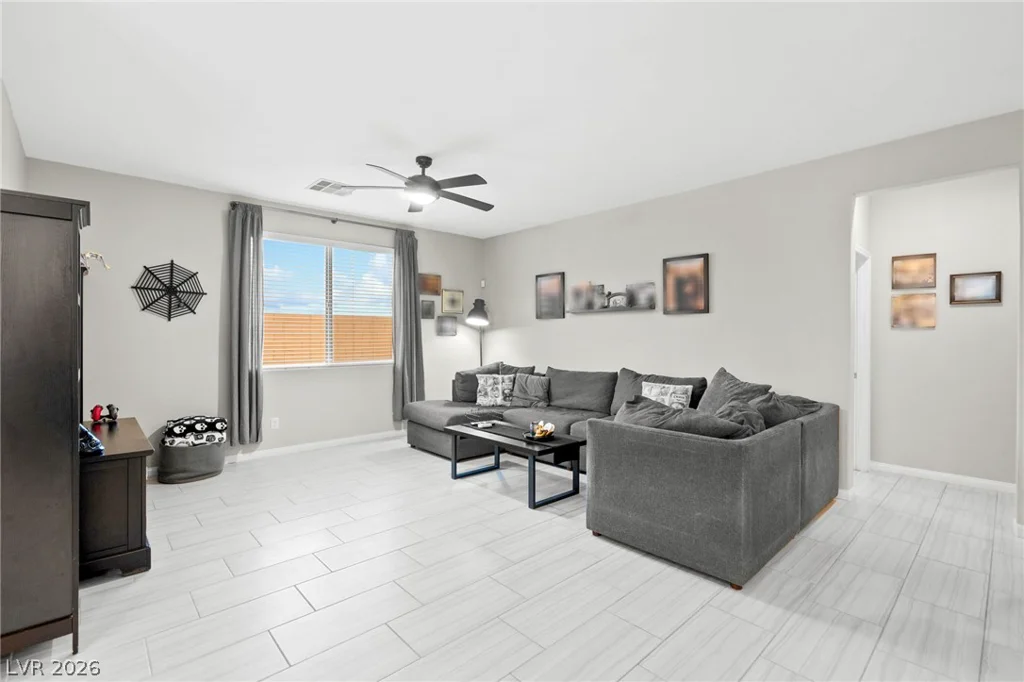 7148 Flora Lam, Las Vegas, NV 89166