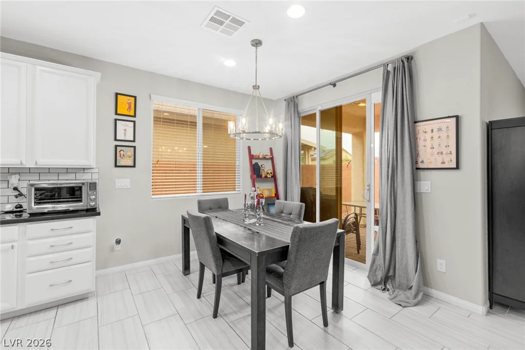 7148 Flora Lam, Las Vegas, NV 89166