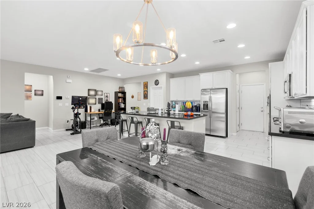 7148 Flora Lam, Las Vegas, NV 89166
