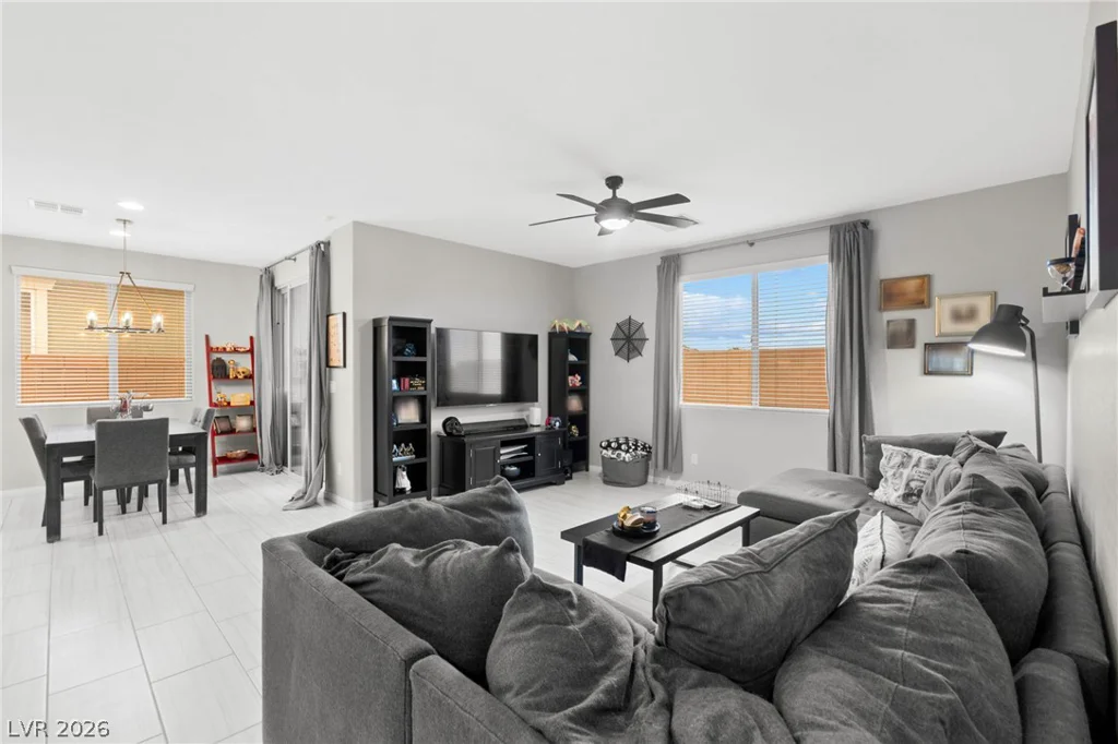 7148 Flora Lam, Las Vegas, NV 89166