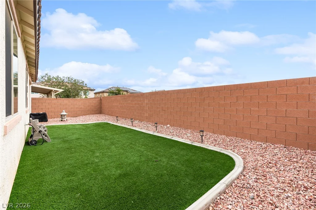 7148 Flora Lam, Las Vegas, NV 89166