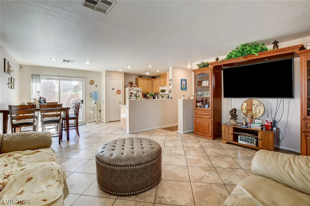 5901 Running Wind, Las Vegas, NV 89131