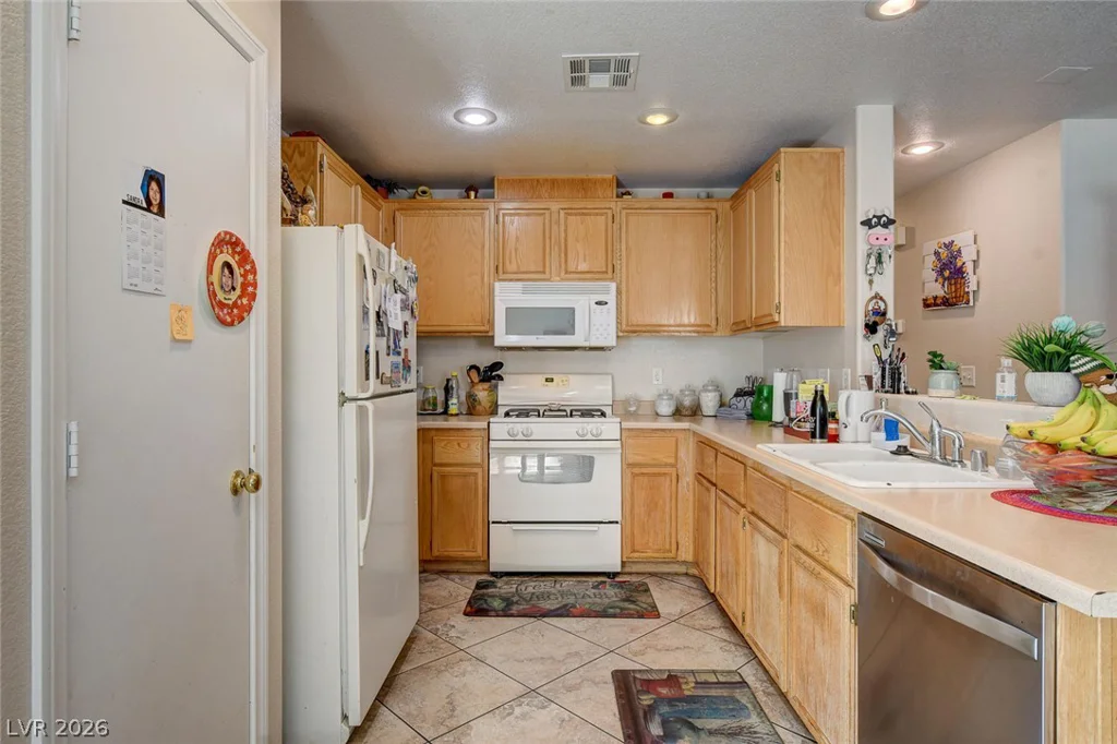5901 Running Wind, Las Vegas, NV 89131